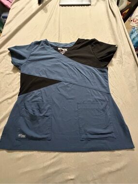 Grey's Anatomy Blue and Black Short Sleeve Scrub Top